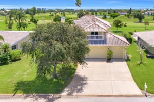 52 Country Club Rd, Cocoa Beach, FL 32931, Sold 09/04/20