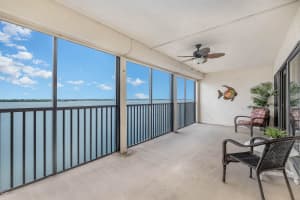 250 S Sykes Creek Pkwy, Merritt Island, FL 32952, Sold 01/08/21