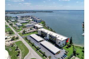 3873 S Banana River Blvd, Cocoa Beach, FL 32931, Sold 10/16/20