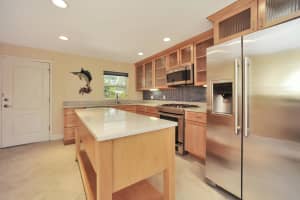 371 Harbor Dr, Cape Canaveral, FL 32920, Sold 09/18/20