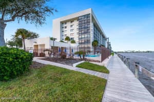 300 S Sykes Creek Pkwy, Merritt Island, FL 32952, Sold 12/24/20