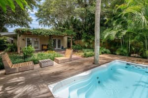 816 Banyan Rd, Vero Beach, FL 32963, Sold 09/25/20
