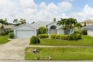 522 Summers Creek Dr, Merritt Island, FL 32952, Sold 09/18/20