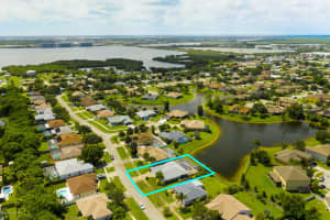 522 Summers Creek Dr, Merritt Island, FL 32952, Sold 09/18/20