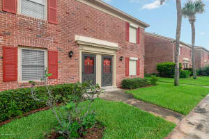 132 E Colonial Ct, Indian Harbour Beach, FL 32937, Sold 09/01/20