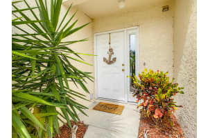 Emerald Ct, Florida 32937, Sold 09/11/20