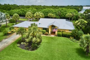 5946 62nd Ln, Vero Beach, FL 32967, Sold 09/25/20