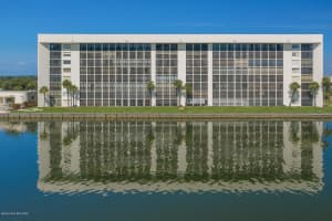 300 S Sykes Creek Pkwy, Merritt Island, FL 32952, Sold 10/28/20