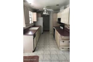 733 Espanola Way, Melbourne, FL 32901, Sold 11/13/20