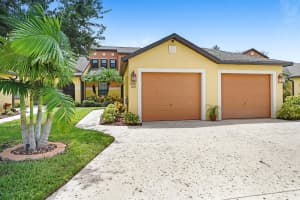 1010 Luminary Cir, Melbourne, FL 32901, Sold 10/02/20