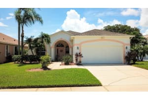 893 Suntree Woods Dr, Melbourne, FL 32940, Sold 11/09/20