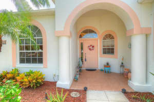 893 Suntree Woods Dr, Melbourne, FL 32940, Sold 11/09/20