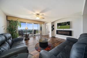 8472 Ridgewood Ave, Cape Canaveral, FL 32920, Sold 10/23/20