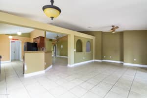 390 Wickham Lakes Dr, Melbourne, FL 32940, Sold 11/17/20