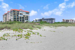 420 Harding Ave, Cocoa Beach, FL 32931, Sold 11/17/20