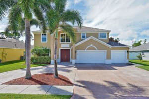 348 Castlewood Ln, Rockledge, FL 32955, Sold 12/15/20