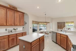 447 Wenthrop Cir, Rockledge, FL 32955, Sold 12/11/20