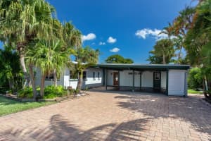 113 Aucila Rd, Cocoa Beach, FL 32931, Sold 12/15/20
