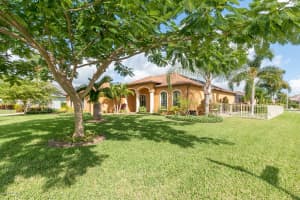 3672 Pascoli Pl, Melbourne, FL 32934, Sold 12/04/20