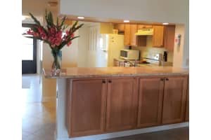 830 N Atlantic Ave, Cocoa Beach, FL 32931, Sold 01/15/21