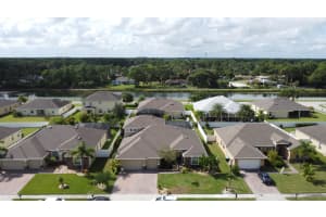 261 Grouper Cir SE, Palm Bay, FL 32909, Sold 04/05/21