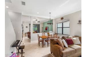 4885 55th St, Vero Beach, FL 32967, Sold 12/11/20