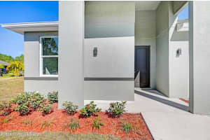1100 Corbin Cir SW, Palm Bay, FL 32908, Sold 06/16/21