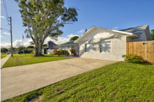 520 Venetian Way, Merritt Island, FL 32953, Sold 12/11/20