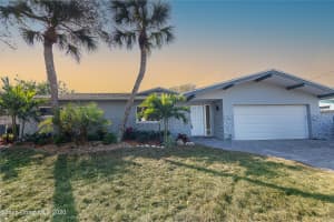 47 Westview Ln, Cocoa Beach, FL 32931, Sold 04/16/21