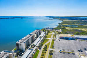 300 S Sykes Creek Pkwy, Merritt Island, FL 32952, Sold 03/09/21