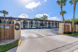 205 Palmetto Ave, Merritt Island, FL 32953, Sold 12/30/20