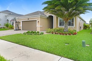 8053 Creshire Ct, Melbourne, FL 32940, Sold 12/11/20