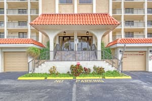 2815 S Atlantic Ave, Cocoa Beach, FL 32931, Sold 12/23/20