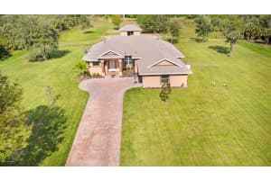 284 Cavalier St, Palm Bay, FL 32909, Sold 05/07/21