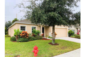 262 Briarcliff Cir, Sebastian, FL 32958, Sold 02/11/21