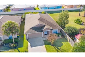 515 Melanie Cir, Melbourne, FL 32901, Sold 02/26/21