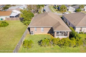 515 Melanie Cir, Melbourne, FL 32901, Sold 02/26/21