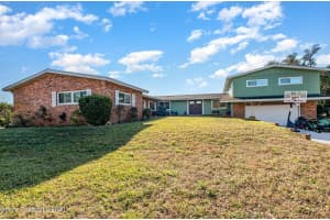 89 Fairglen Dr, Titusville, FL 32796, Sold 04/05/21