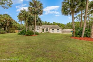 2820 Long Lake Dr, Titusville, FL 32780, Sold 02/03/21
