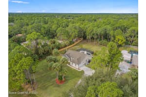 2820 Long Lake Dr, Titusville, FL 32780, Sold 02/03/21