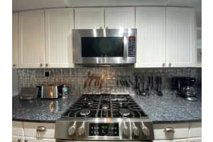 4013 Saxon Dr, New Smyrna Beach, FL 32169, Sold 02/26/21