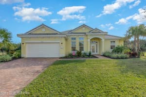 2565 St Lucia Cir, Vero Beach, FL 32967, Sold 04/02/21