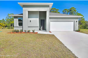 580 Corbin Cir SW, Palm Bay, FL 32908, Sold 07/02/21