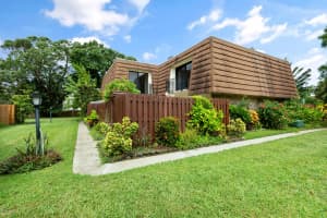 1818 Erin Ct, Palm Bay, FL 32905, Sold 02/09/21