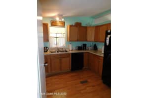 4334 Twin Lakes Dr, Melbourne, FL 32934, Sold 06/07/21