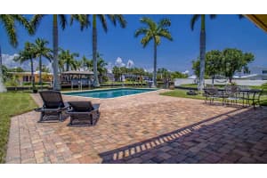 1754 Bayshore Dr, Cocoa Beach, FL 32931, Sold 04/30/21