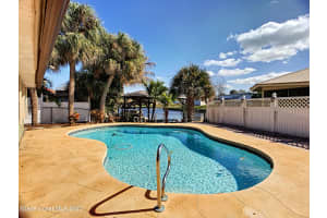 1445 Paradise Ct, Merritt Island, FL 32952, Sold 03/31/21