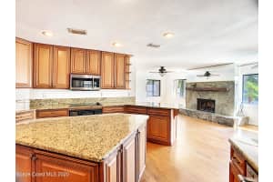 1445 Paradise Ct, Merritt Island, FL 32952, Sold 03/31/21