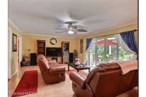 445 9th Dr, Vero Beach, FL 32962, Sold 06/18/21