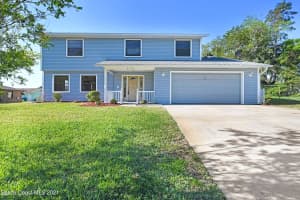 2652 Triumph St NE, Palm Bay, FL 32905, Sold 05/14/21